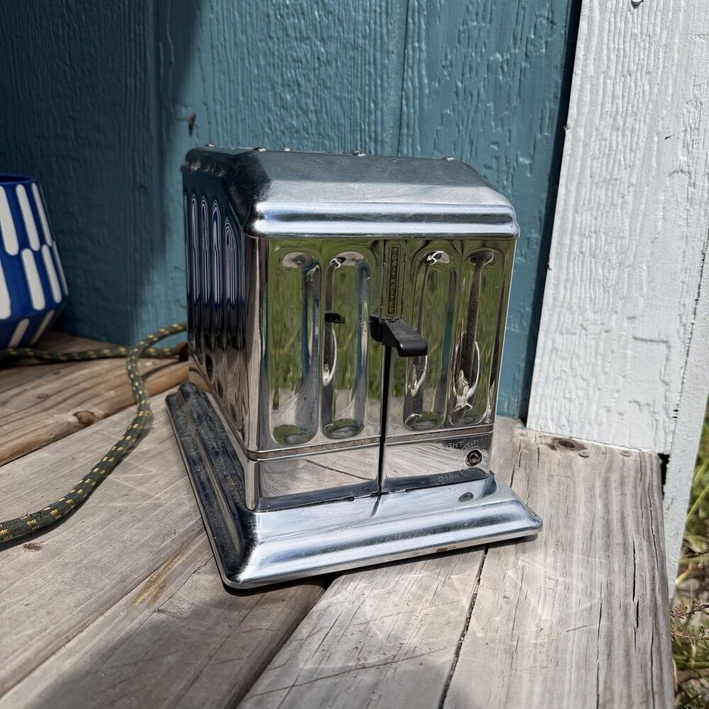 VTG Toastmaster McGraw Electric Art Deco Chrome 2-Slice Auto Pop-Up missing Knob